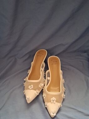 a new day Cream Floral Mesh Pointed Toe Slingback Mules